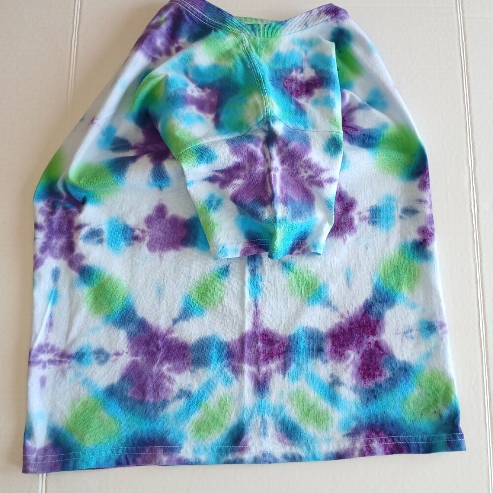 Tie Dye T-Shirt with Abstract Pattern in Green Blue Purple Short Sleeved Kids L - Picture 12 of 13